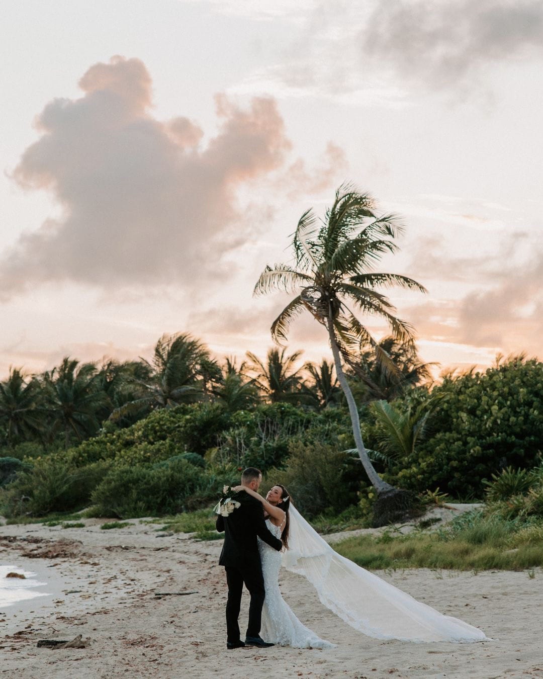 Post 8 by Destination Wedding Photog on TikTok (video)