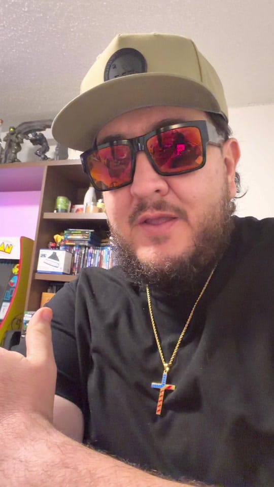 Post 7 by Majestad BowseR on TikTok (video)