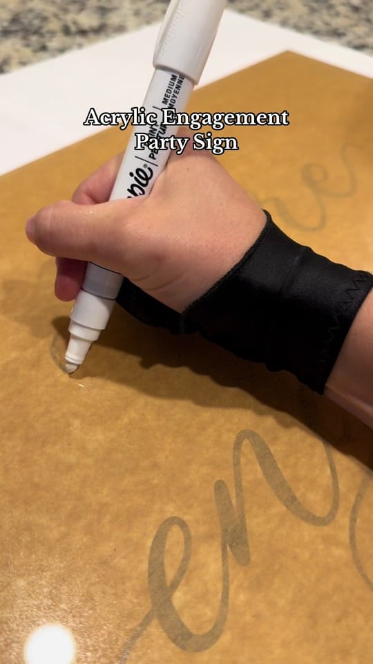 Post 8 by Lauren Taylor and Co on TikTok (video)