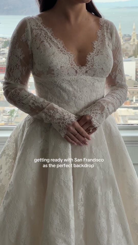 Post 5 by Alejandra • Wedding Tips/Inspo on TikTok (video)