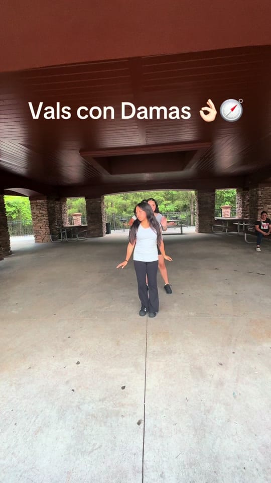 Post 1 by Coreográfias Lupita on TikTok (video)