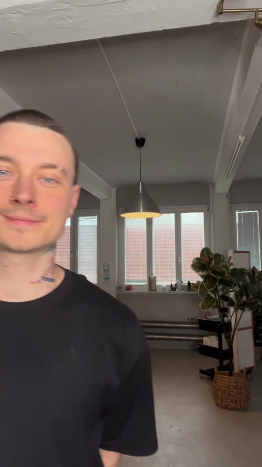 Post 7 by Robin Cuello on TikTok (video)