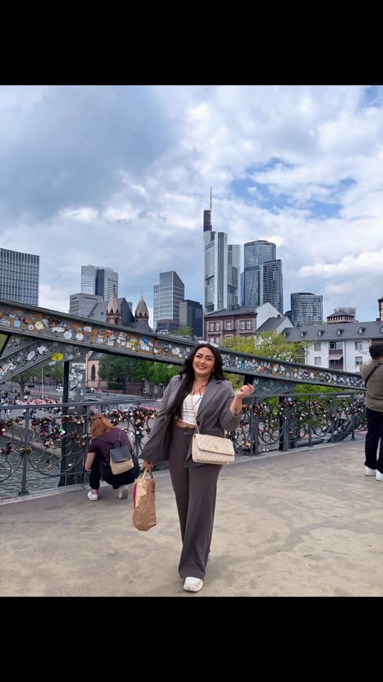 Post 4 by Shebnemzeyn2 on TikTok (video)