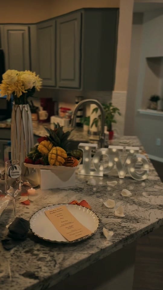 Post 6 by Catering & Floating Brunch HTX on TikTok (video)