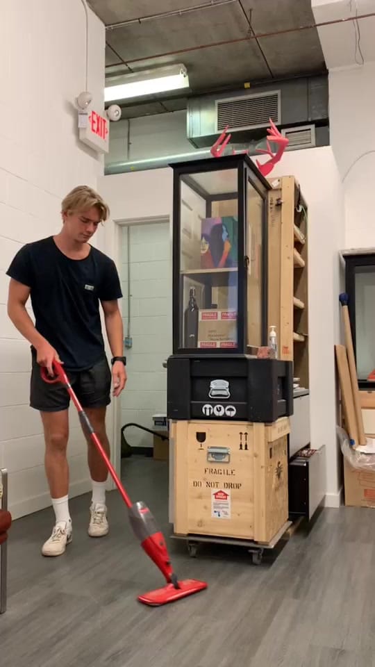 Post 6 by Moses Thiessen on TikTok (video)