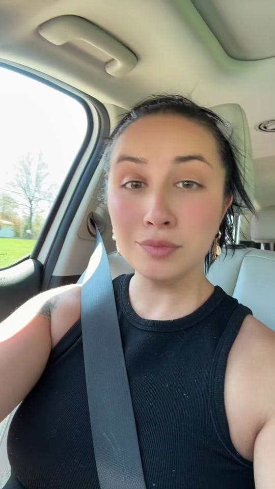 Post 1 by VALERIE🍁🖤📸🎃🍂 on TikTok (video)