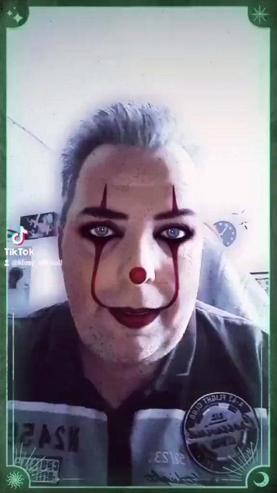 Post 9 by klosy_Kaptain_Blaubaer on TikTok (video)