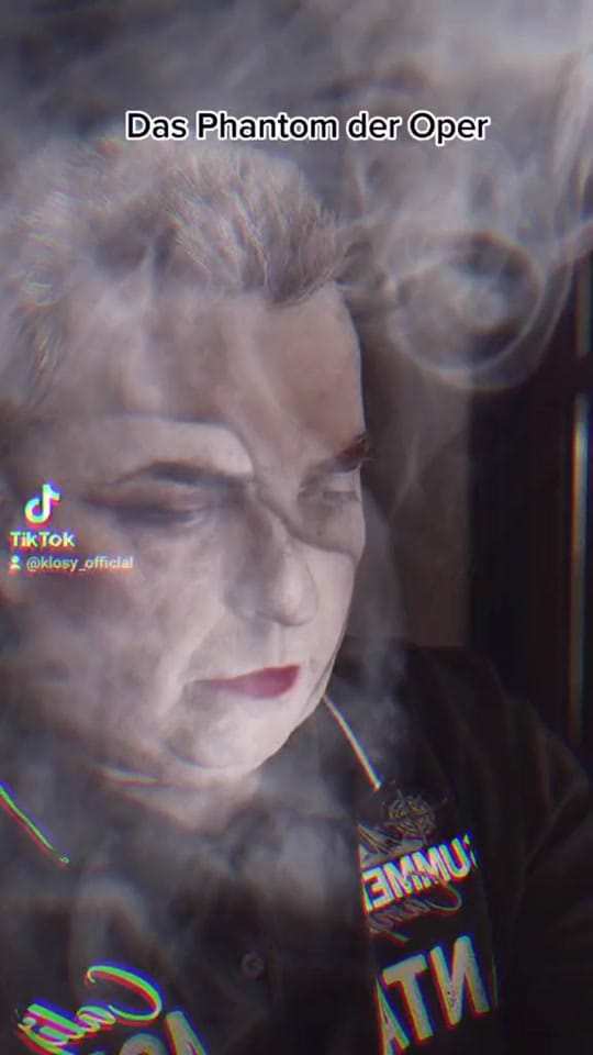 Post 10 by klosy_Kaptain_Blaubaer on TikTok (video)