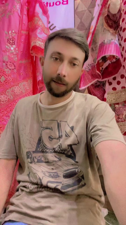 Post 4 by user rana zaheer on TikTok (video)