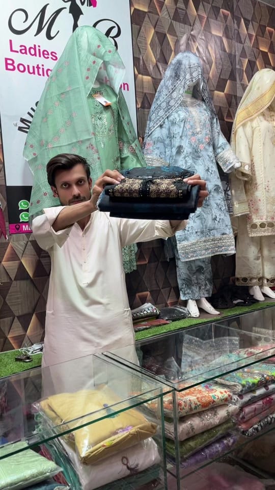 Post 3 by user rana zaheer on TikTok (video)