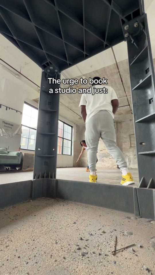 Post 4 by Austin | NYC Photographer on TikTok (video)