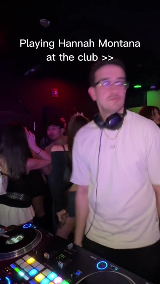 Post 2 by DJ Dave Gordon on TikTok (video)