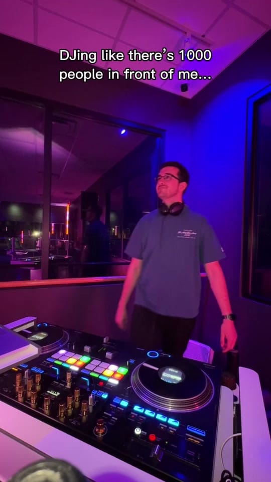 Post 5 by DJ Dave Gordon on TikTok (video)