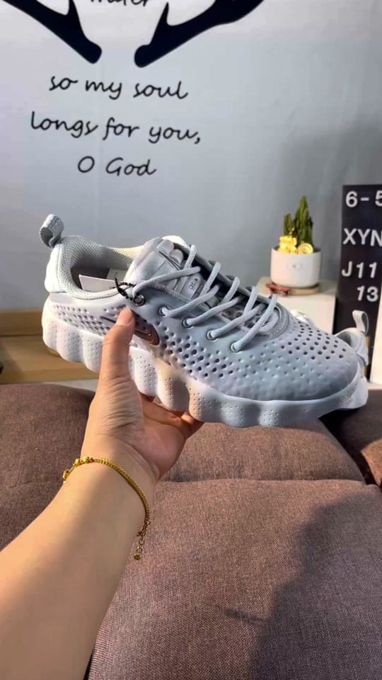 Post 6 by Alex Curated on TikTok (video)