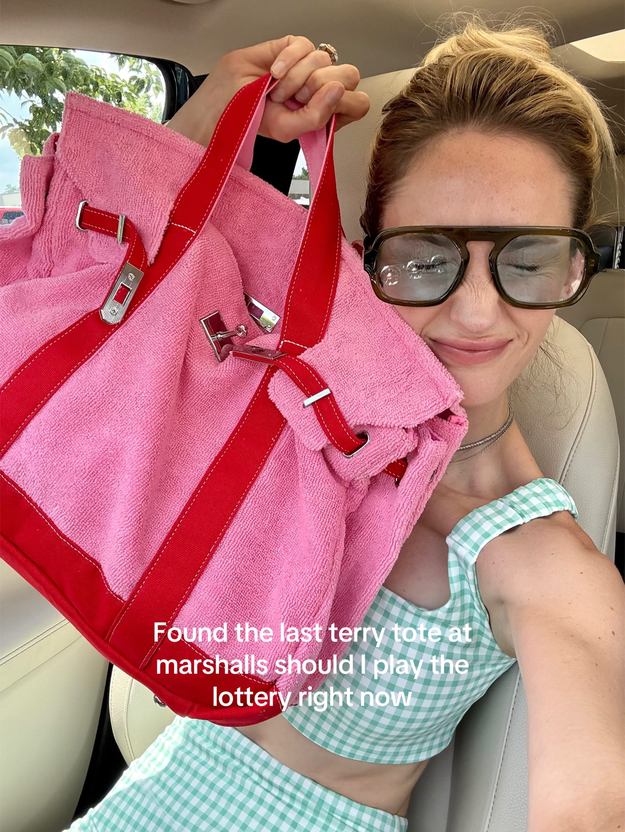 Post 5 by Alex Nesterak on TikTok (video)