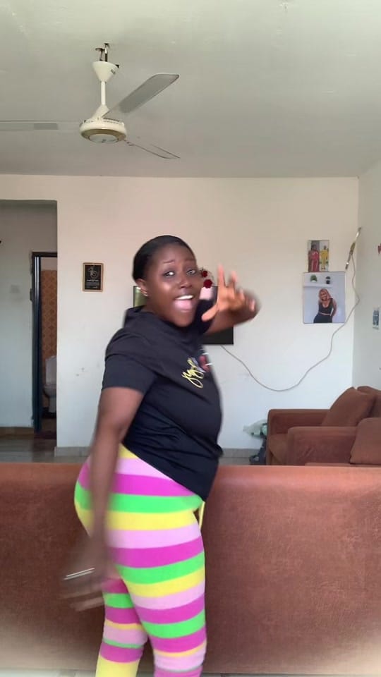 Post 9 by Nana Yhaa Berlin on TikTok (video)