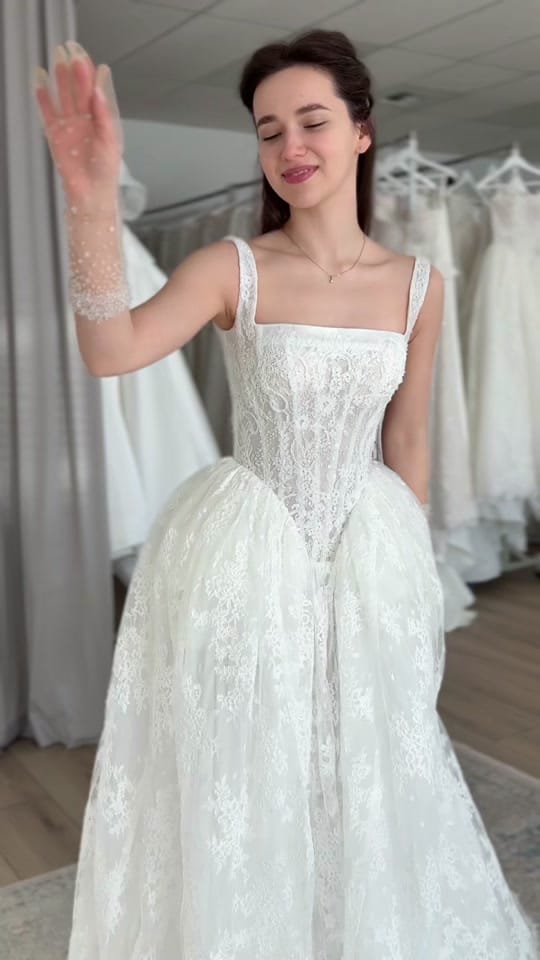 Post 10 by AlyonasBridal on TikTok (video)