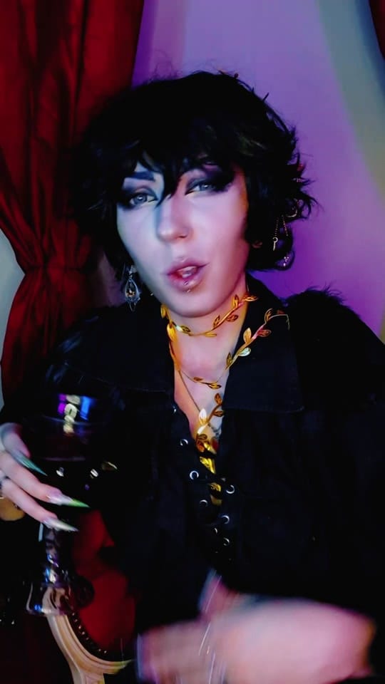 Post 4 by Tori on TikTok (video)