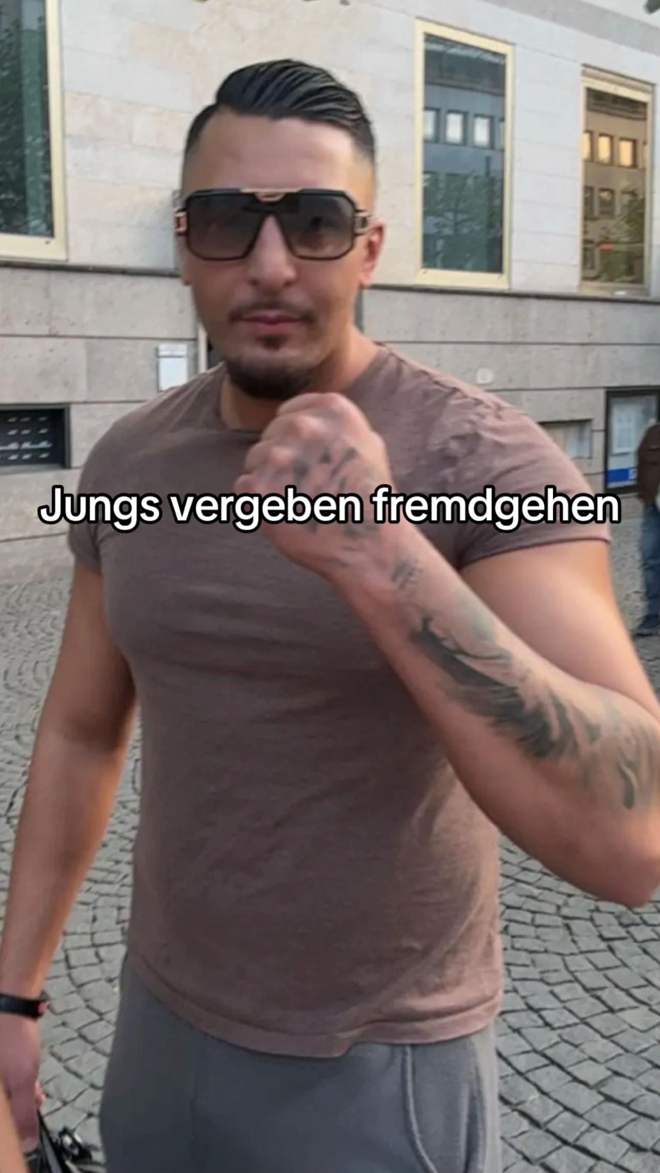 Post 3 by Cihanboss on TikTok (video)