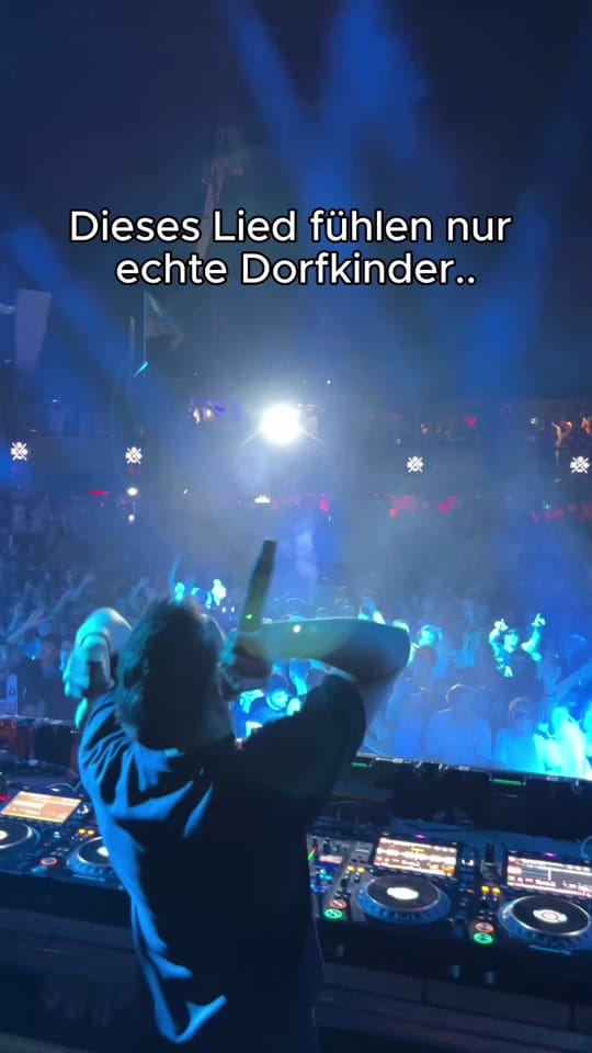 Post 8 by Averro on TikTok (video)