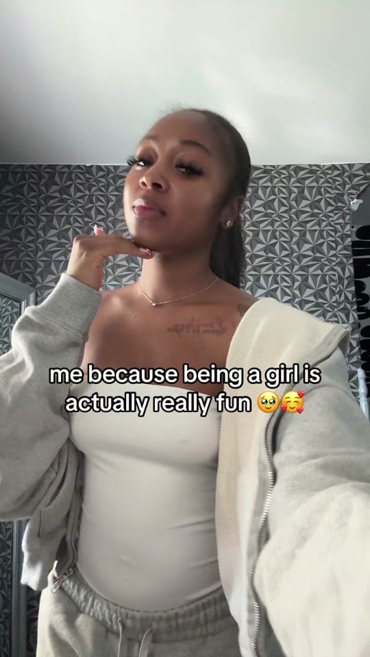 Post 5 by ❤︎ ❤︎ ❤︎ ❤︎ ❤︎ on TikTok (video)