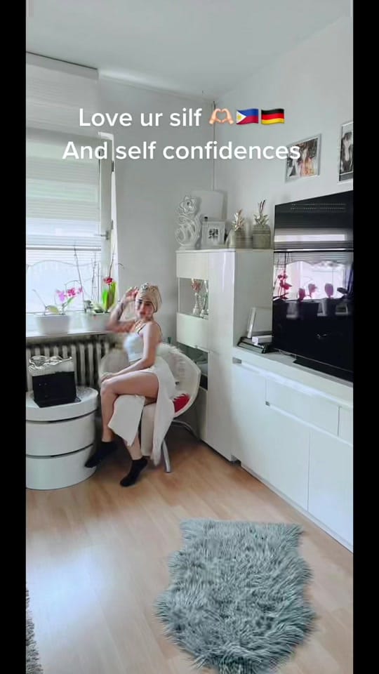 Post 4 by Chevahalviola 80❤️💚👊✌️ on TikTok (video)