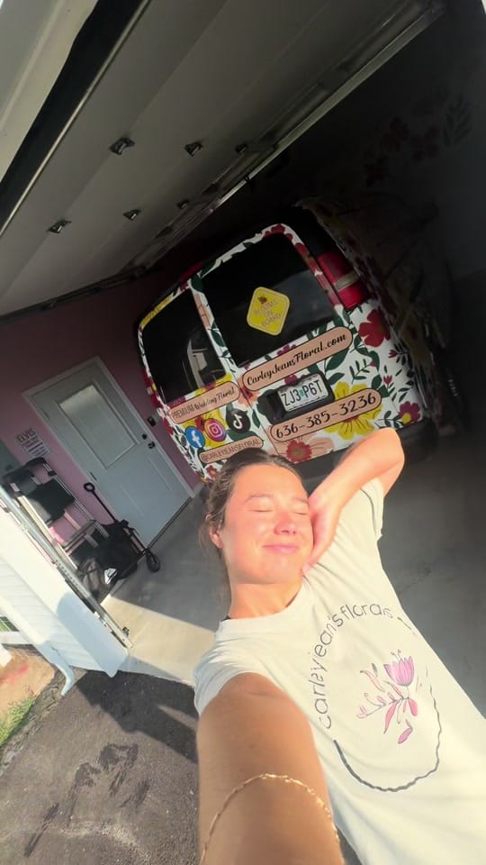 Post 6 by @carleyjeansfloral on TikTok (video)