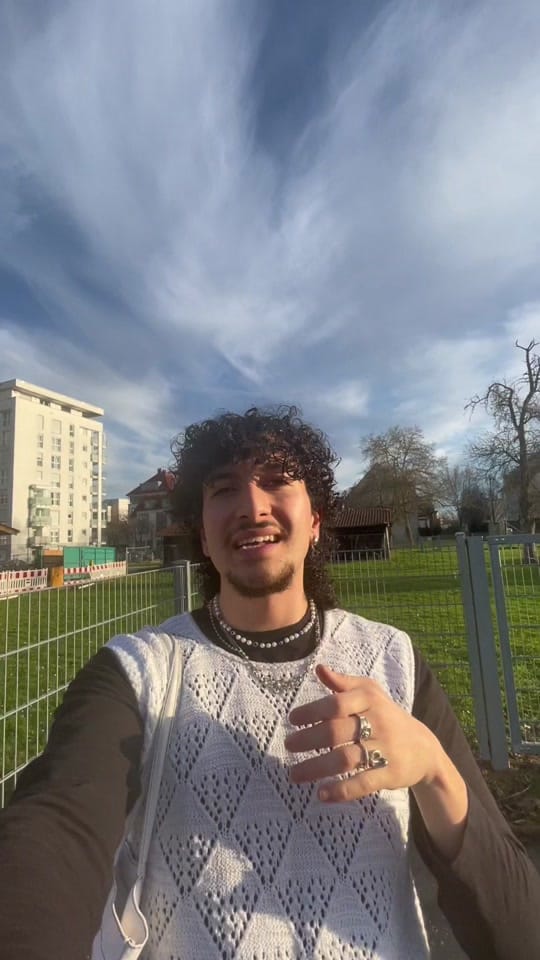 Post 10 by Alper 😋 on TikTok (video)