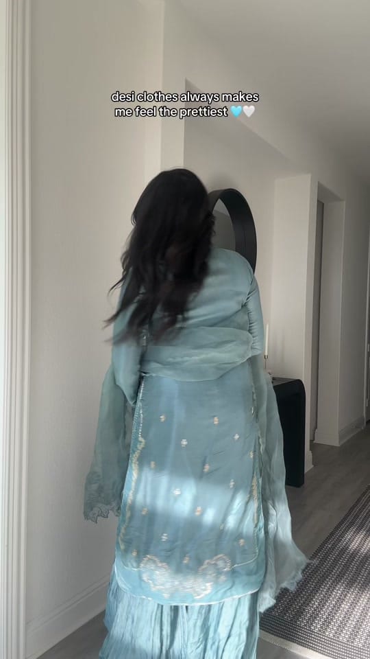 Post 4 by Sarahaq on TikTok (video)