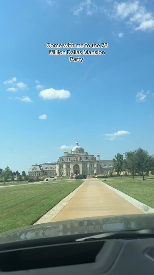 Post 3 by Sarahaq on TikTok (video)