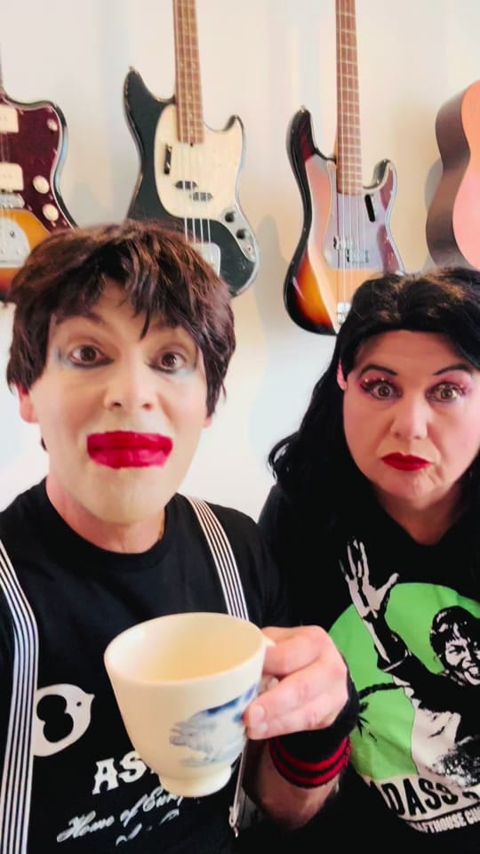 Post 3 by Otto & Astrid on TikTok (video)
