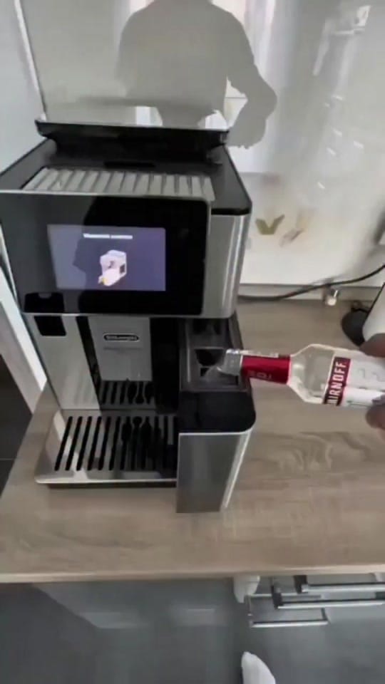Post 6 by ⚓️🌞 🄼🅁. 🅂🅄🄽🄳🄰🅈 🌞⚓️ on TikTok (video)
