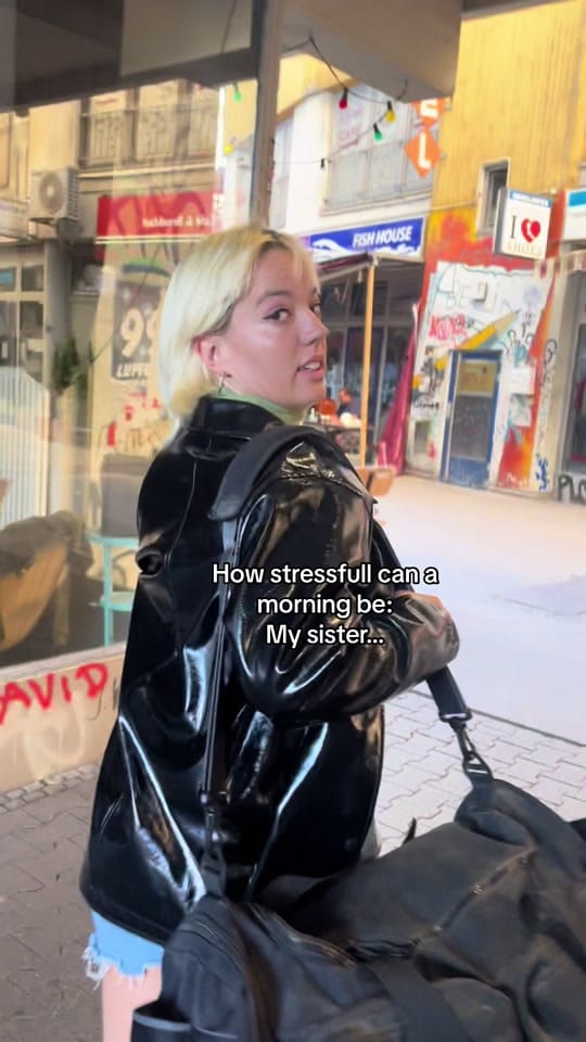 Post 9 by Jojo&Naomi on TikTok (video)