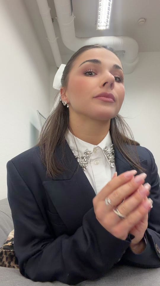 Post 1 by Anastasia Maruster on TikTok (video)