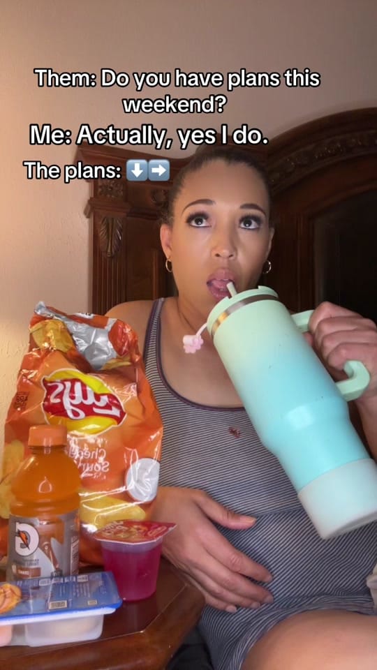 Post 10 by Nikki Kruz on TikTok (video)