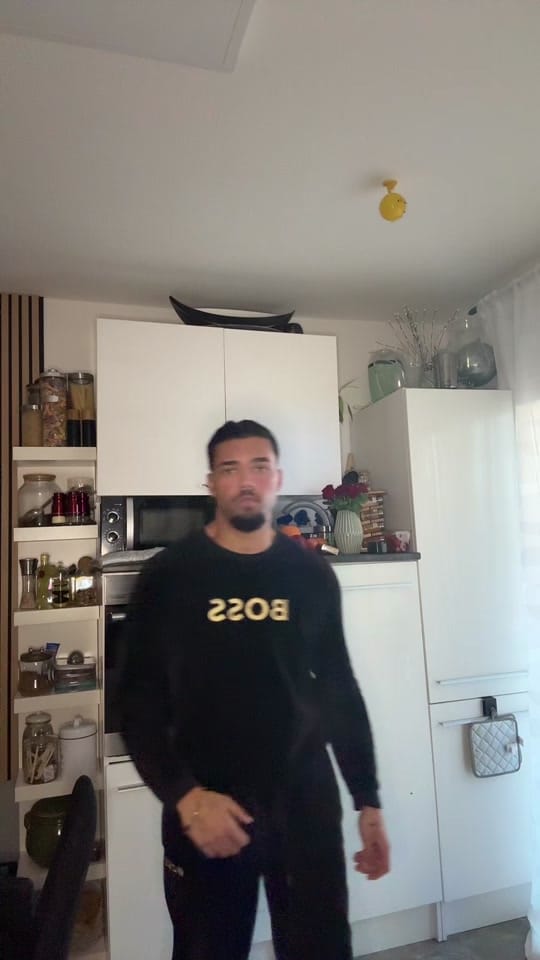 Post 5 by Nino on TikTok (video)