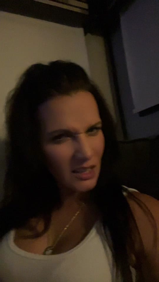 Post 1 by Laura Johnston on TikTok (video)
