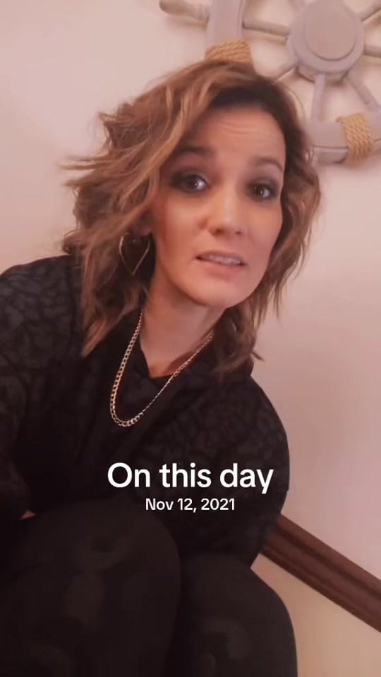 Post 4 by Laura Johnston on TikTok (video)