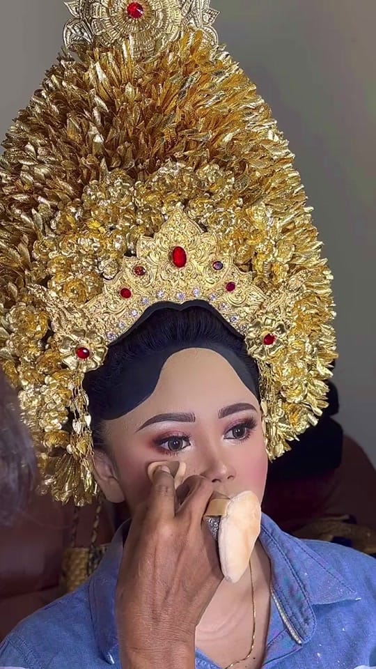 Post 8 by tutdewwdding on TikTok (video)
