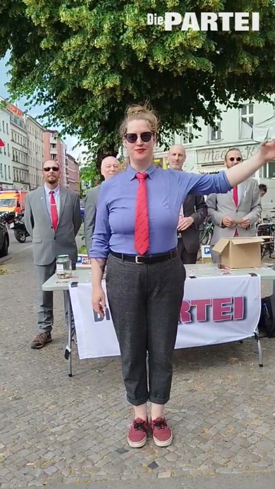Post 2 by Die PARTEI Berlin on TikTok (video)