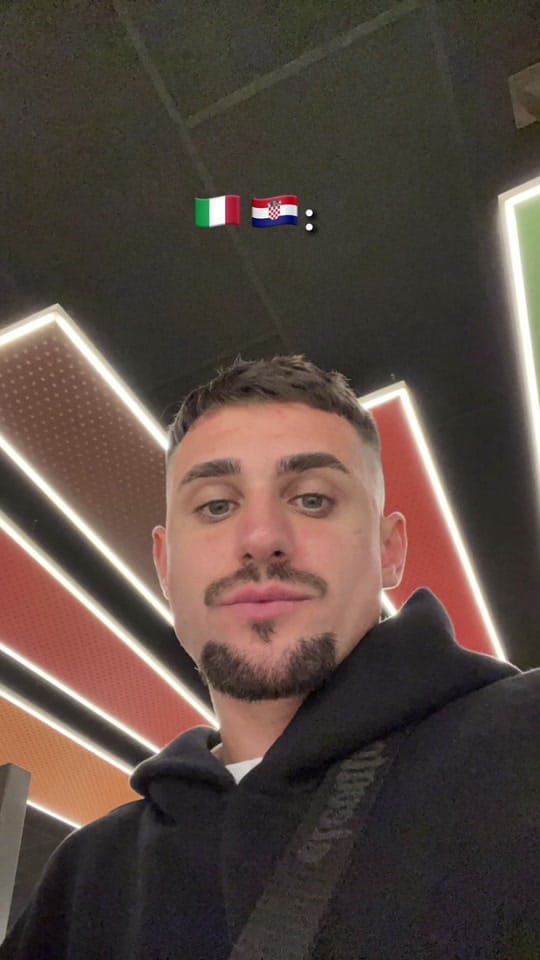 Post 3 by Fabrizio 🎤 on TikTok (video)