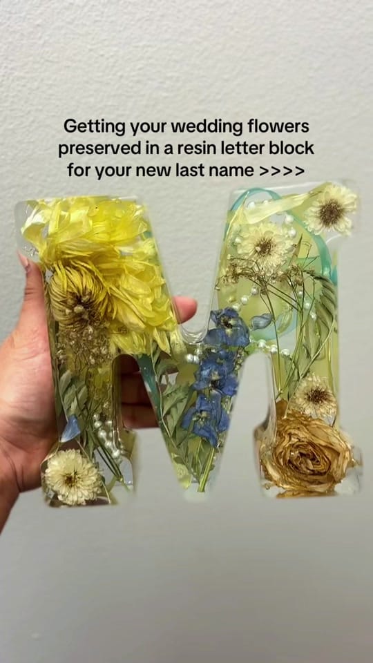 Post 3 by Bloomsake Flower Preservation on TikTok (video)