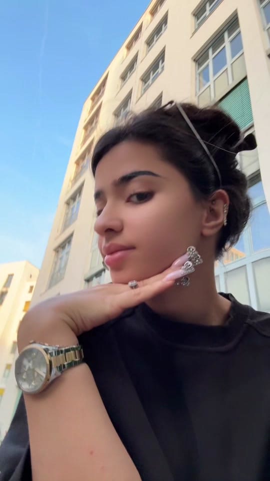 Post 3 by Kianaaslh on TikTok (video)