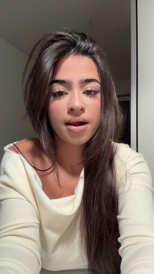 Post 9 by Kianaaslh on TikTok (video)