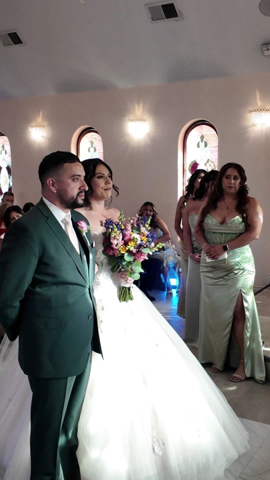 Post 5 by Vegas Weddings on TikTok (video)