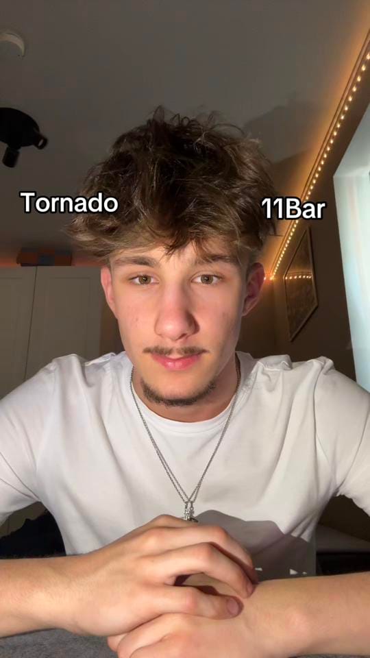 Post 3 by Der insimodus on TikTok (video)