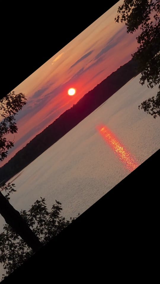 Post 1 by Tennessee Tiny Weddings on TikTok (video)