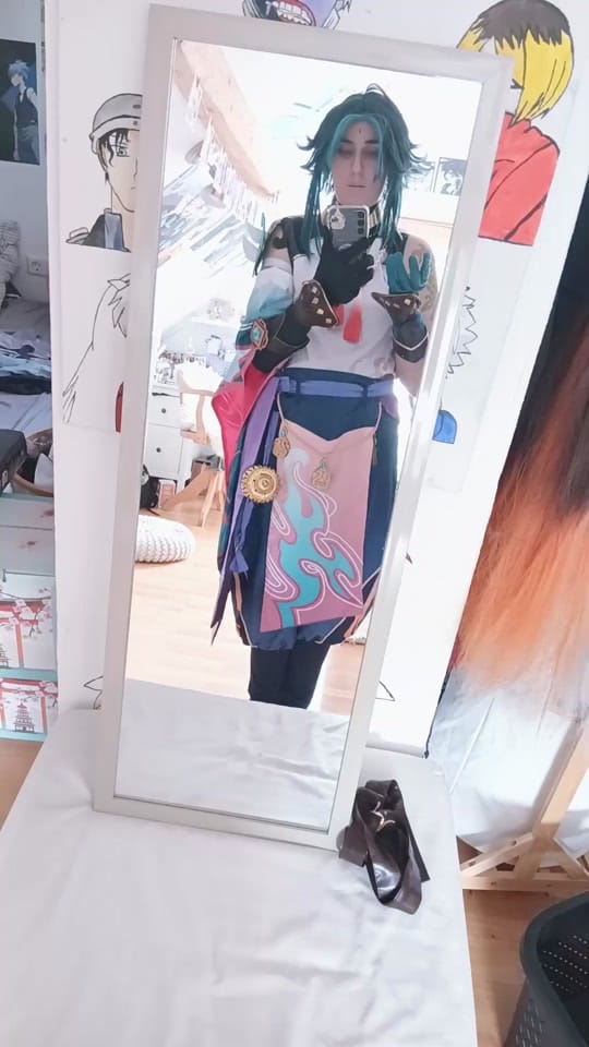 Post 1 by K-POP stan /Anime Fan 😁💜💜💜 on TikTok (video)