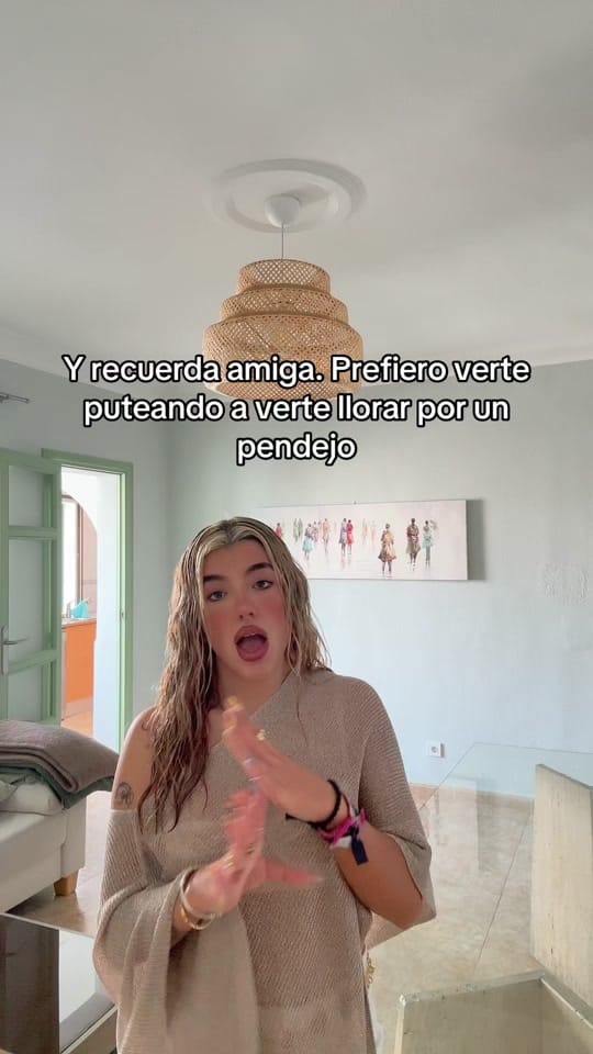Post 2 by Cmooont on TikTok (video)