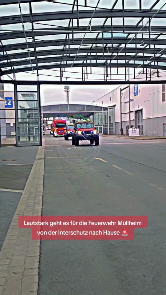 Post 3 by Blaulicht.Filmer.Berlin on TikTok (video)